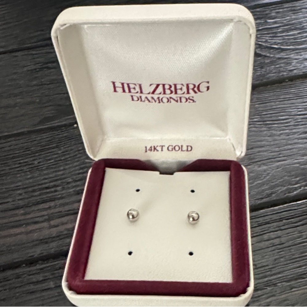 Helzberg Diamonds 14k White Gold Stud Earrings